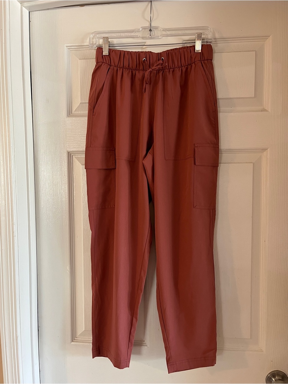 Women’s Old Navy Active Stretchtech Drawstring Cargo Pants